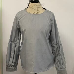 NWT LIPSLIDE PINSTRIPE‎ BLOUSE SIZE L